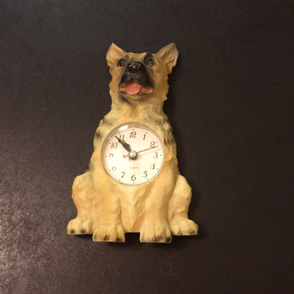 German Shepherd , WORKING, clock
